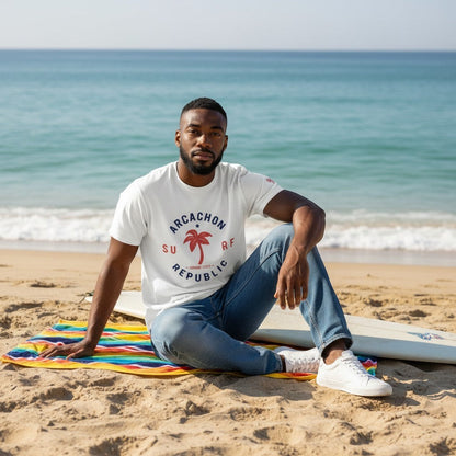 BASSIN FOREVER T-shirt blanc unisexe en coton épais avec imprimé Arcachon Surf Republic et palmier.